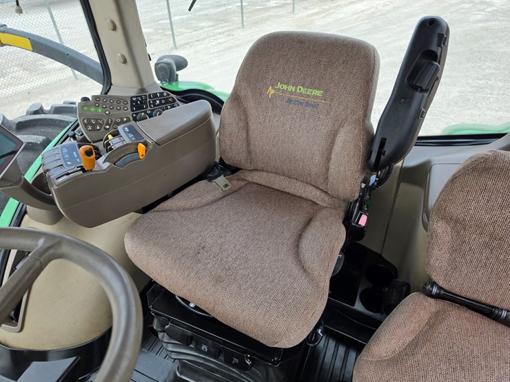 2010-john-deere-8345r-image-15