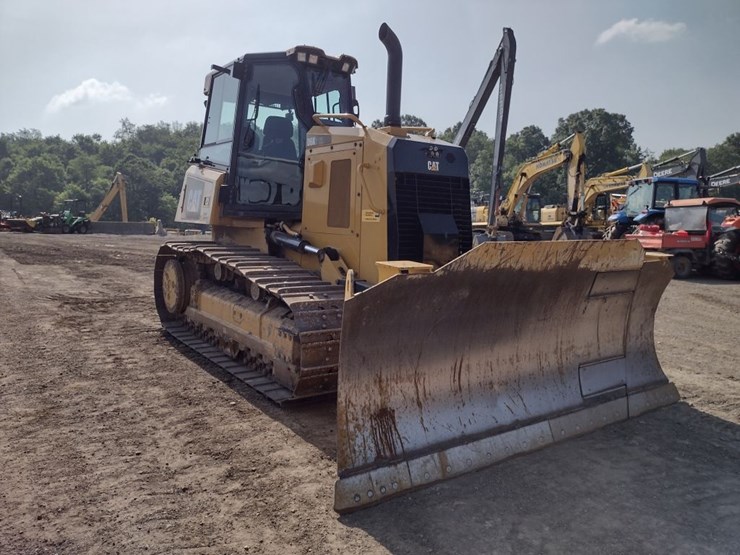 caterpillar-d6k2-xl-image-39