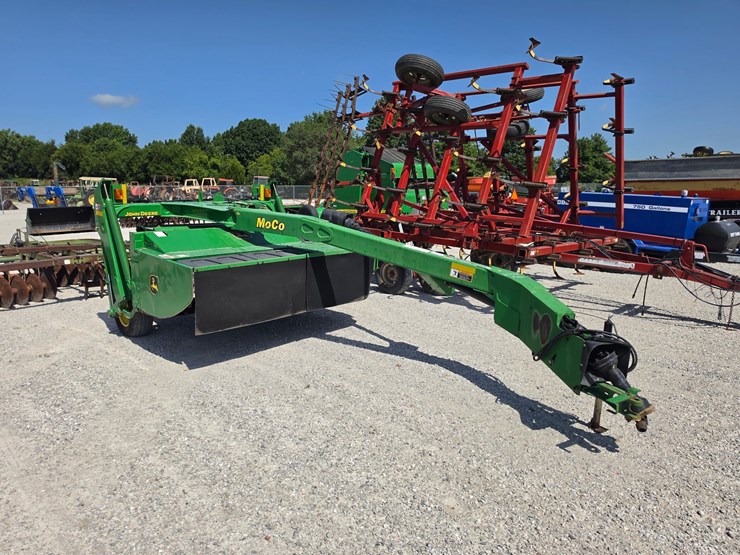 2005-john-deere-525-image-1