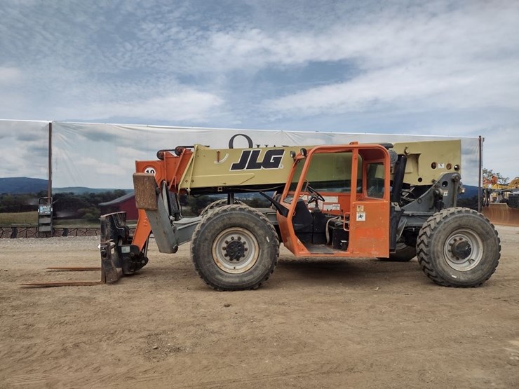2005-jlg-g10-55a-image-1