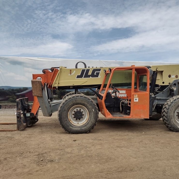 2005 JLG G10-55A