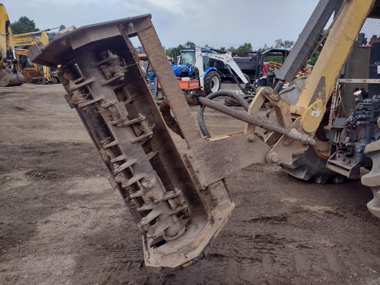 new-holland-7610s-image-30