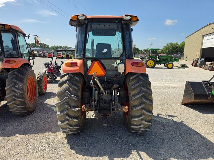 2015-kubota-m7060-image-25