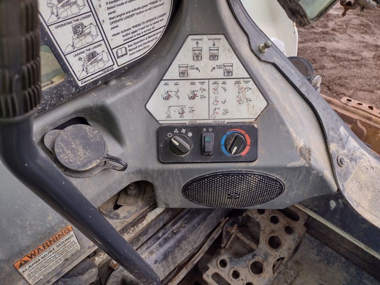 bobcat-t590-image-8