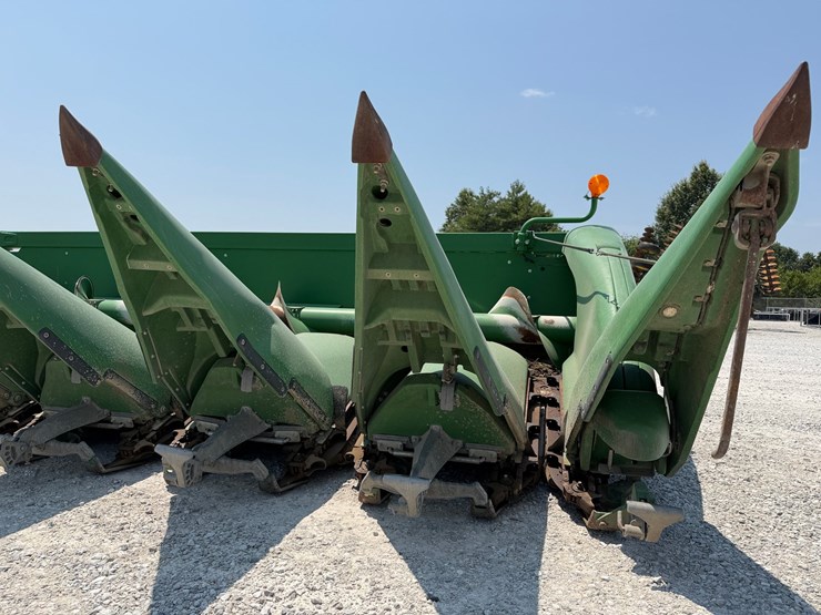 2018-john-deere-716c-image-23