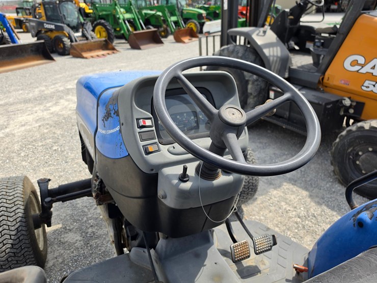 2002-new-holland-tn70-image-14