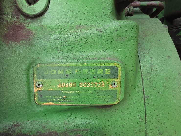 john-deere-4040-image-10