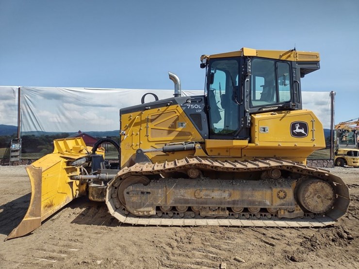 deere-750l-lgp-image-1