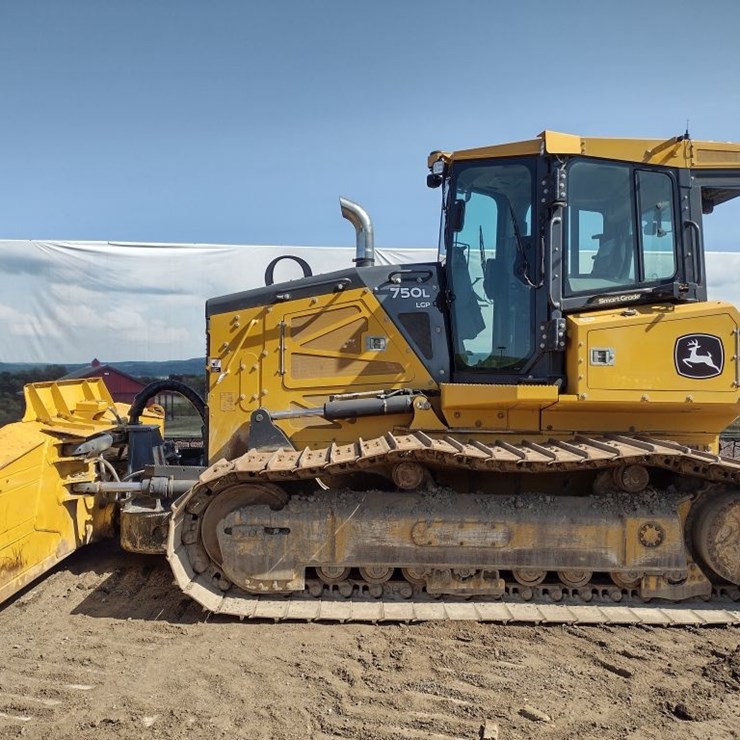 DEERE 750L LGP