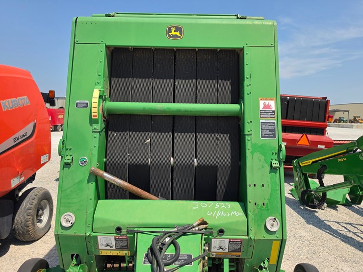 2008-john-deere-468-image-3