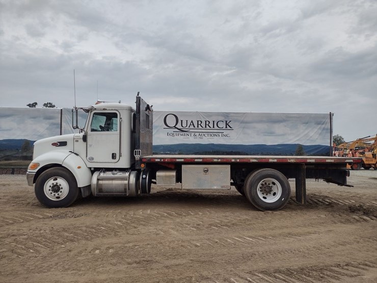 peterbilt-337-image-1