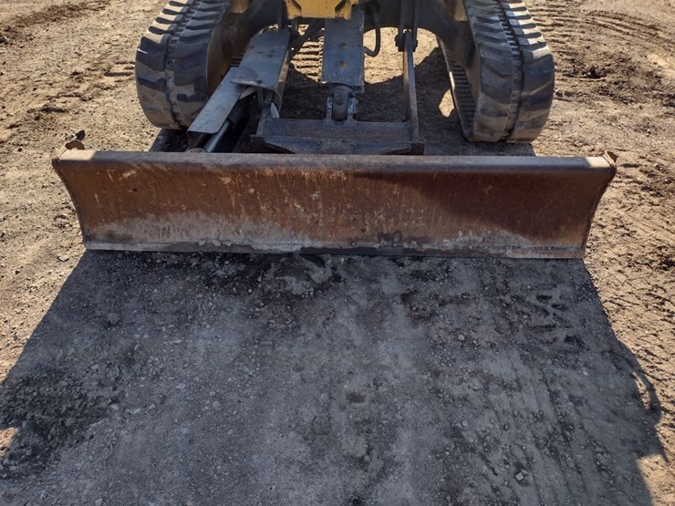 deere-35d-image-19