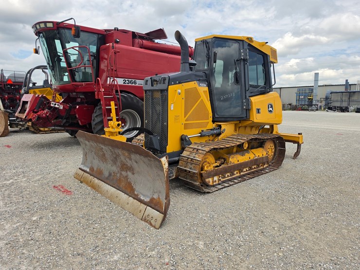 2016-deere-550k-xlt-image-1
