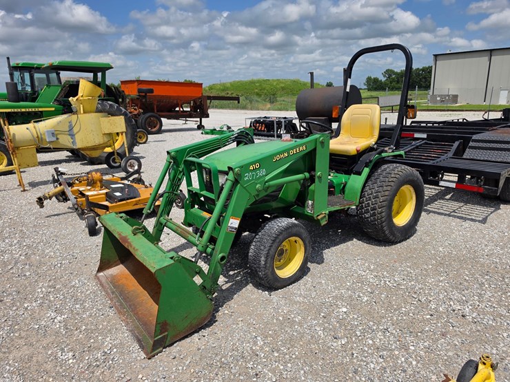 1999-john-deere-4100-image-1