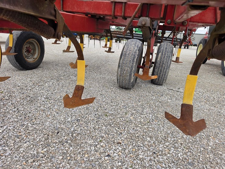 1998-case-ih-4300-image-5