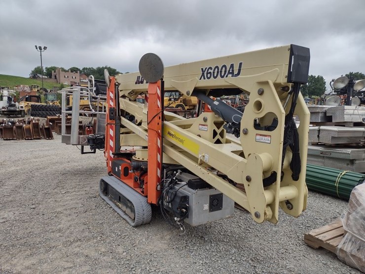 jlg-x600aj-image-28