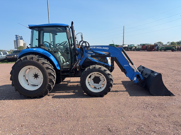 new-holland-t4.75-image-2