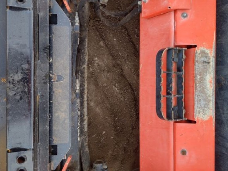kubota-svl90-2-image-21
