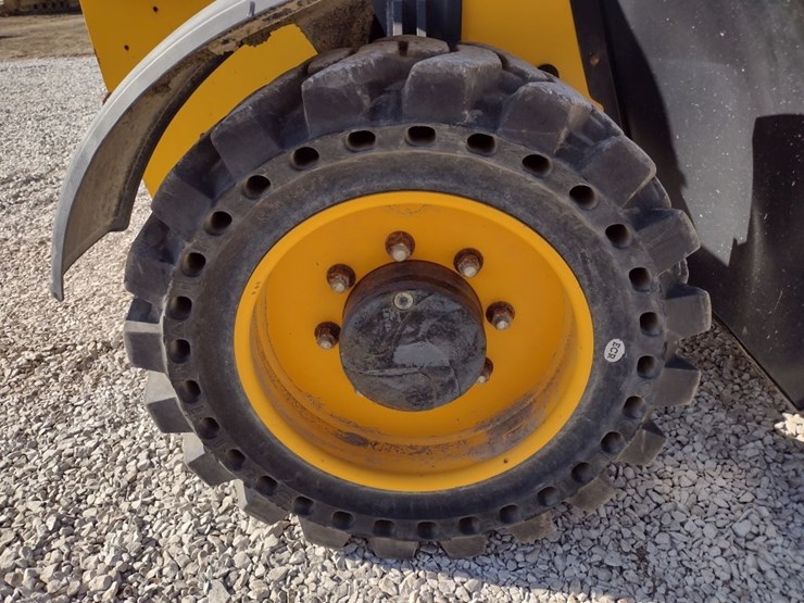 jcb-525-image-22