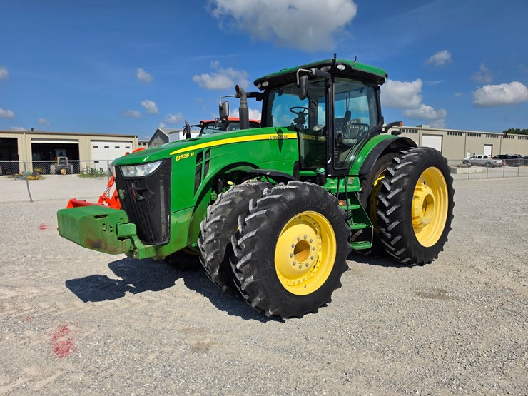 2012-john-deere-8335r-image-1
