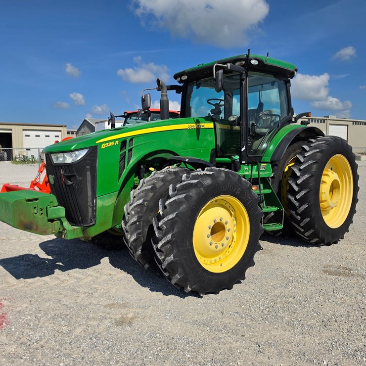 2012 JOHN DEERE 8335R
