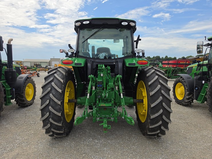 2023-john-deere-6r-145-image-12