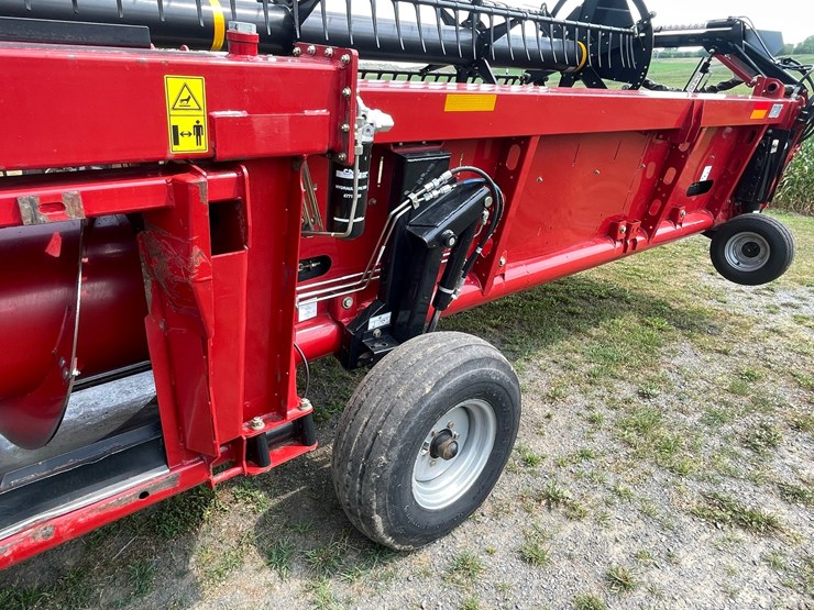 2018-case-ih-3162-image-30