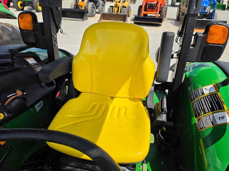 2022-john-deere-5090e-image-11
