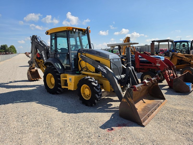 2015-deere-310sl-image-27