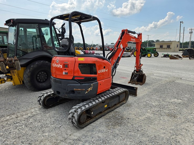 2022-kubota-u35-4-image-17