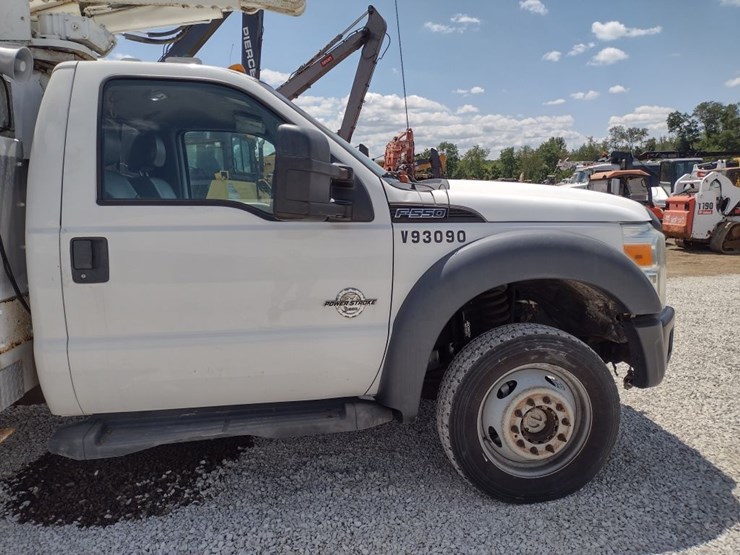 ford-f550-image-22
