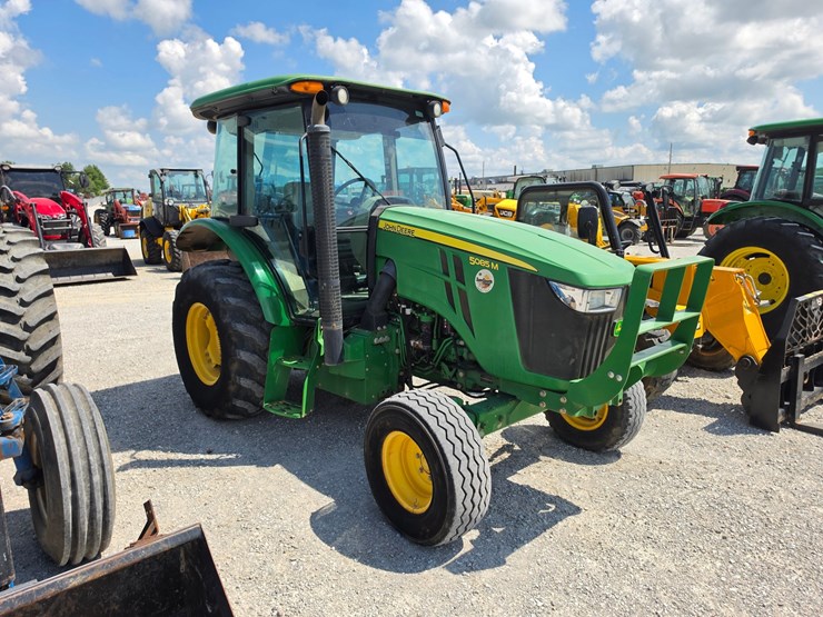2016-john-deere-5085m-image-20