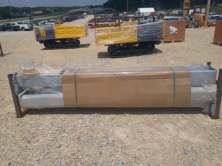 #l77-020-•-lanch-two-post-vehicle-lift-image-6