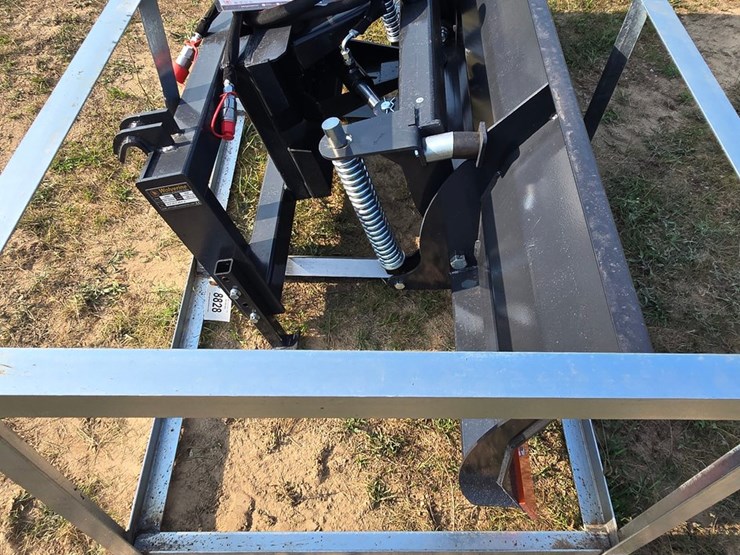 #8828-•-wolverine-(jd-style-hookup)-84"-dozer-angle-blade-image-4