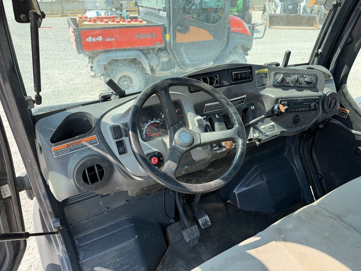 kubota-rtv1100-image-7