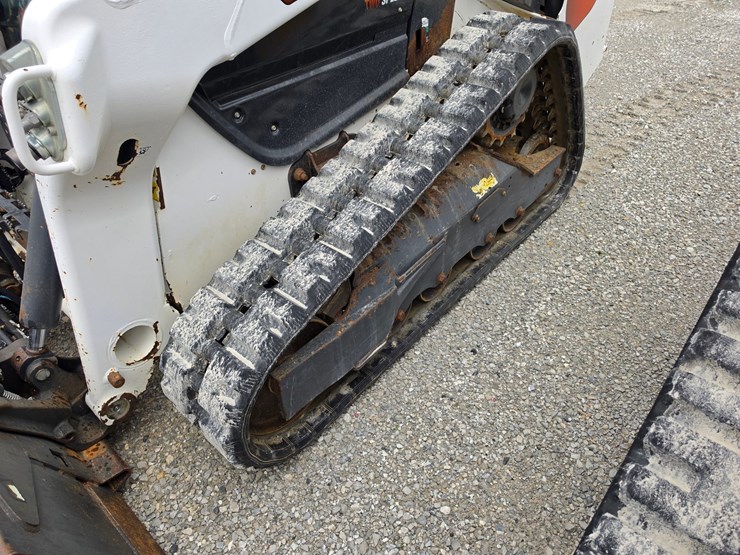 2021-bobcat-t76-image-14