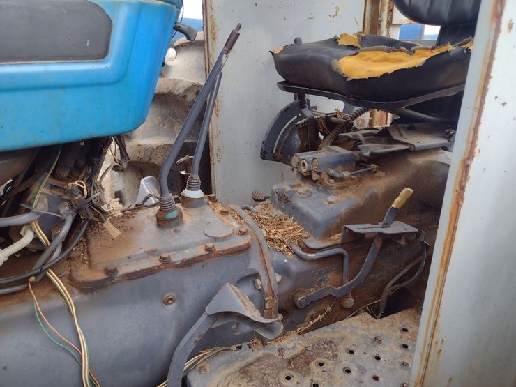 new-holland-7610s-image-13