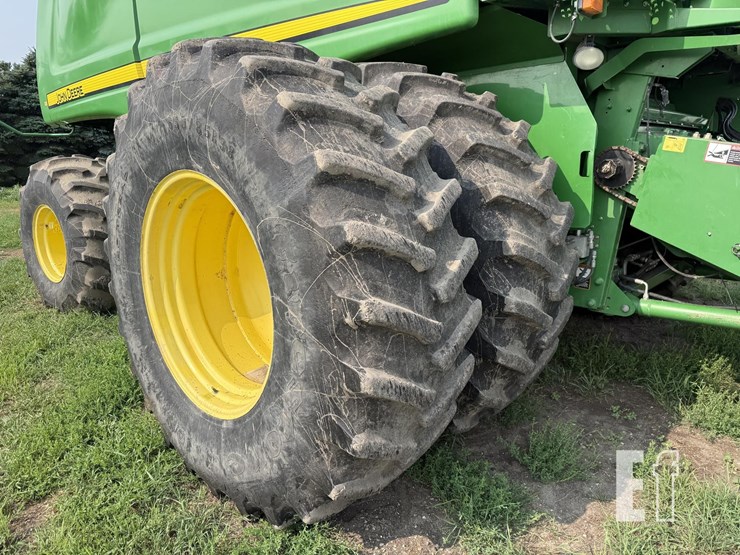 2008-john-deere-9870-sts-image-39