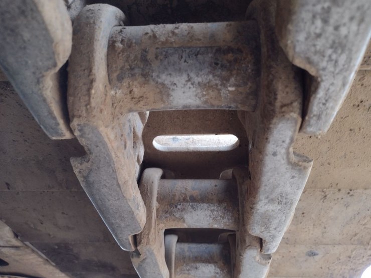 deere-270d-lc-image-21