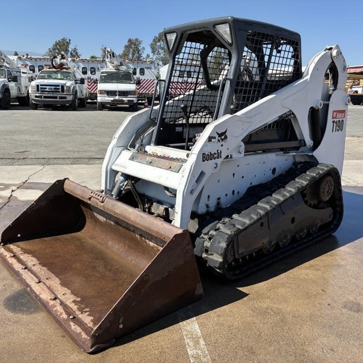 2011 BOBCAT T190