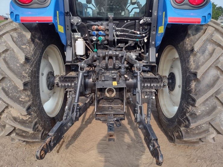 new-holland-workmaster-105-image-34
