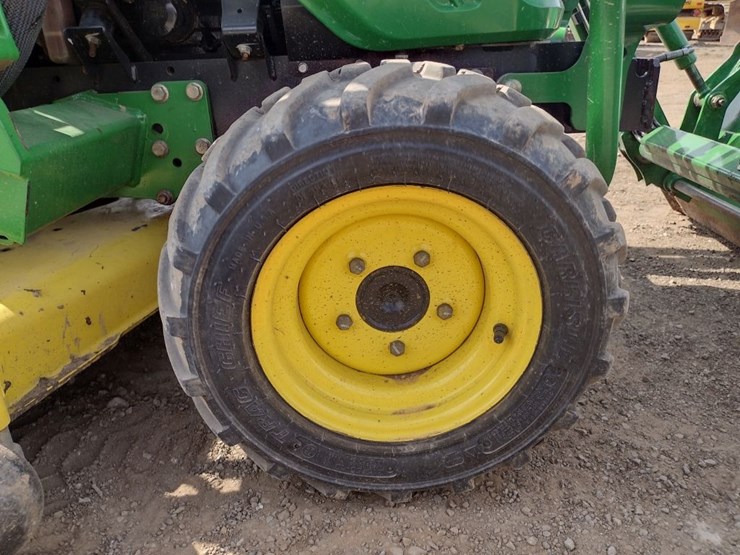 john-deere-2305-image-27