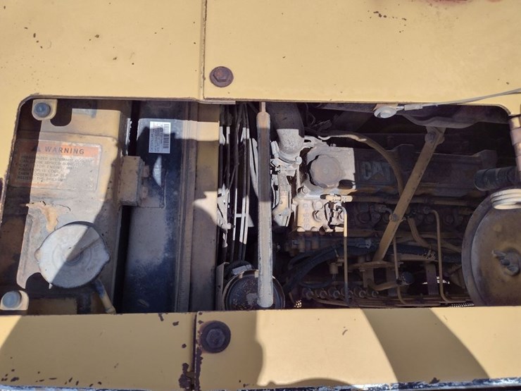 caterpillar-d4c-image-13