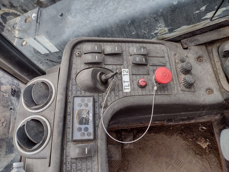 21-jcb-tlt35d-image-6