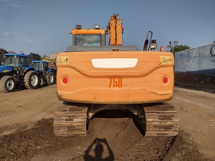 doosan-dx140-lc-image-4
