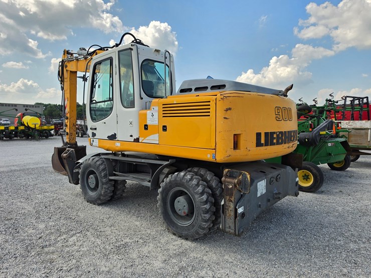 2006-liebherr-a900c-image-17