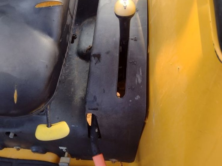john-deere-110-image-9