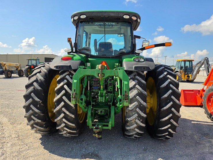 2012-john-deere-8335r-image-14