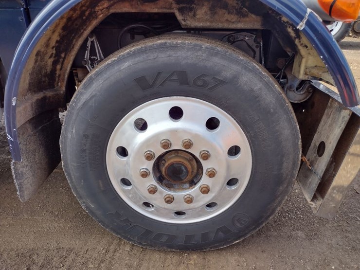 1995-peterbilt-378-image-27