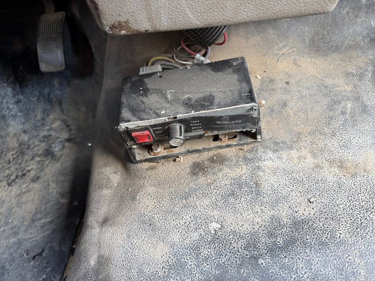 2009-ford-f350-image-11